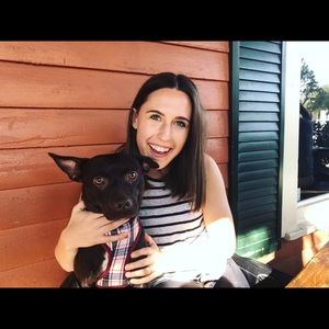 Meet your Posher, Emily